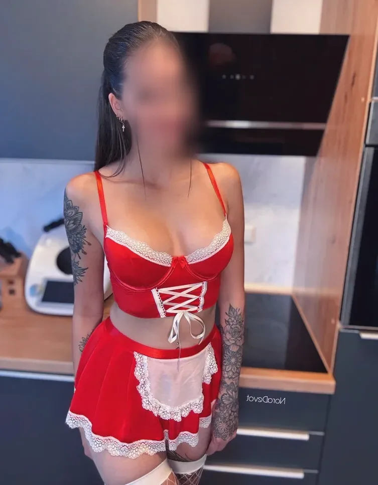 Michelle, 34